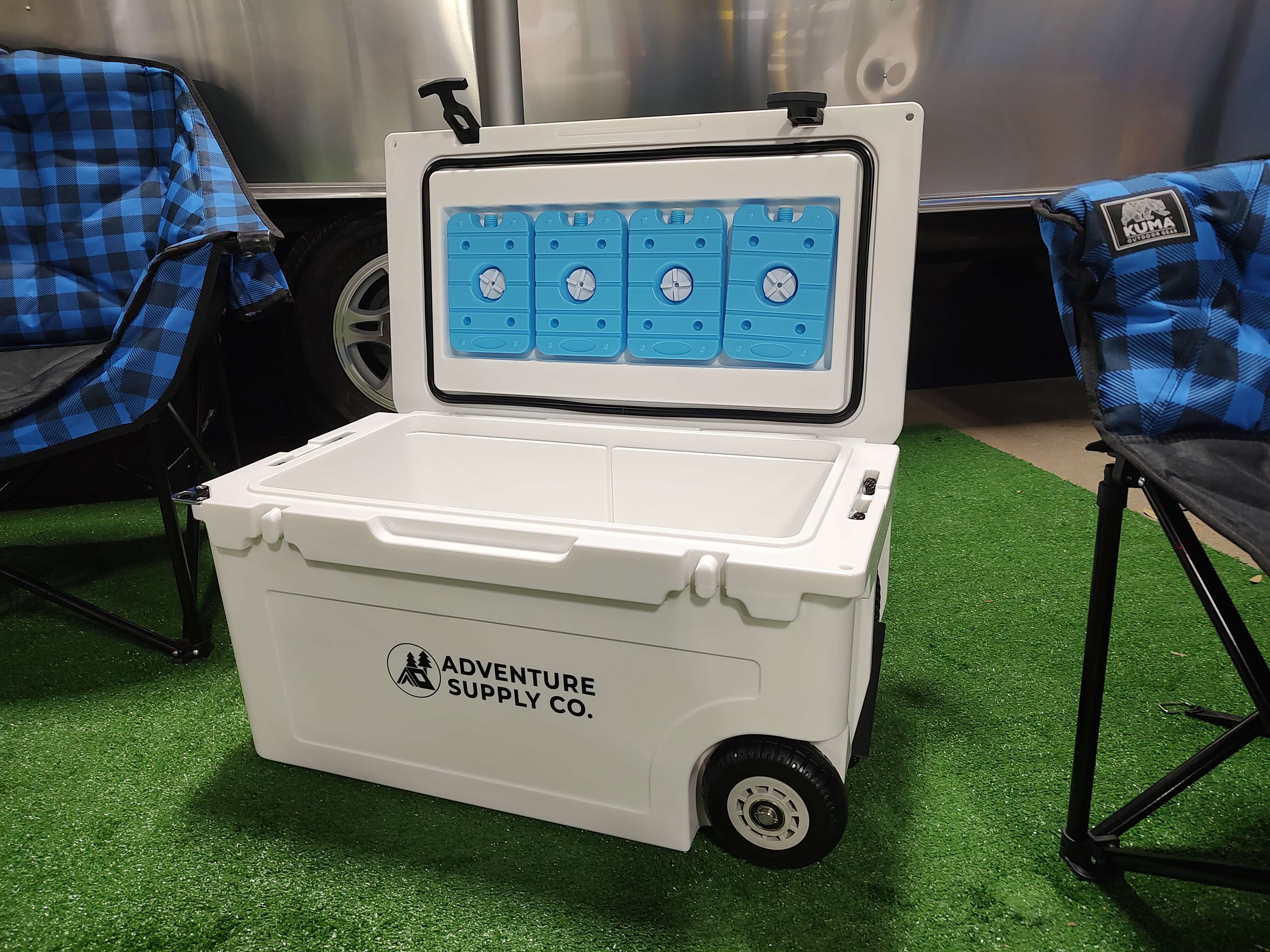 55QT Cooler with Removable Ice Packs | Durable, Innovative